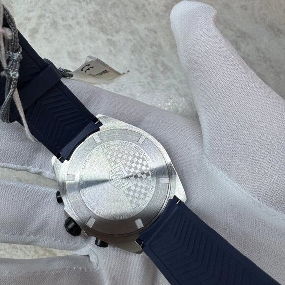 Authentic TAG Heuer Formula 1 Chronograph Quartz Blue Rubber Watch - Picture 6 of 11